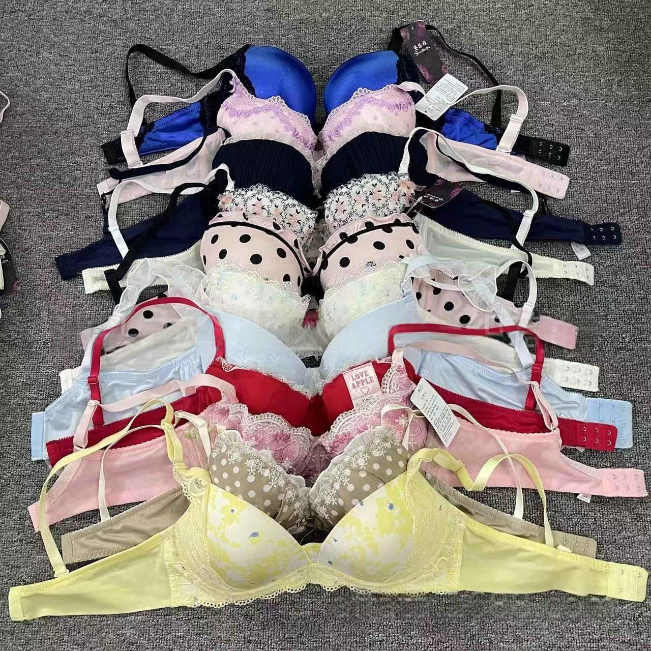 YY-06 Mixed Style Girls Embroidered Bras Wholesale