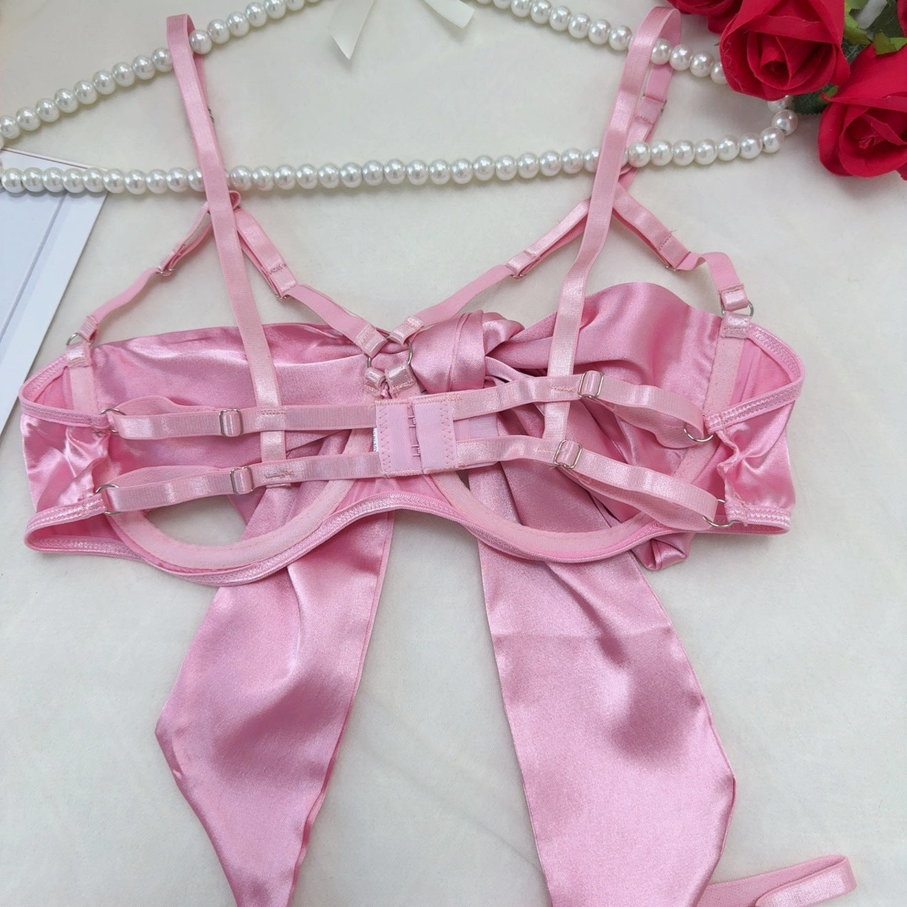 Lingerie New Style Sexy Lingerie Exquisite Bowknot Hollow Sexy Three-Piece Set with Underwire